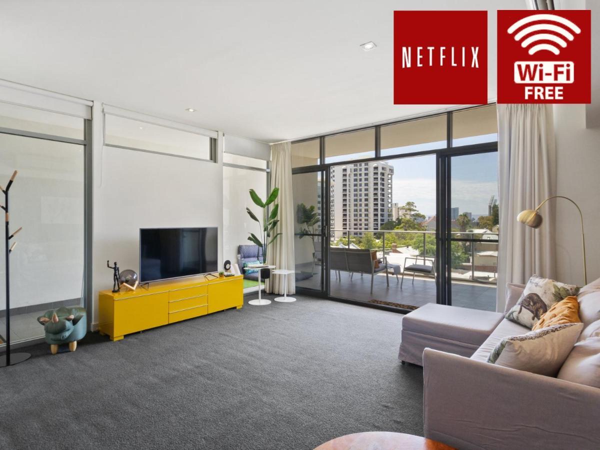 2Bdrm Skyline Views - Prime For River, Waca, Optus Stadium Perth Bagian luar foto