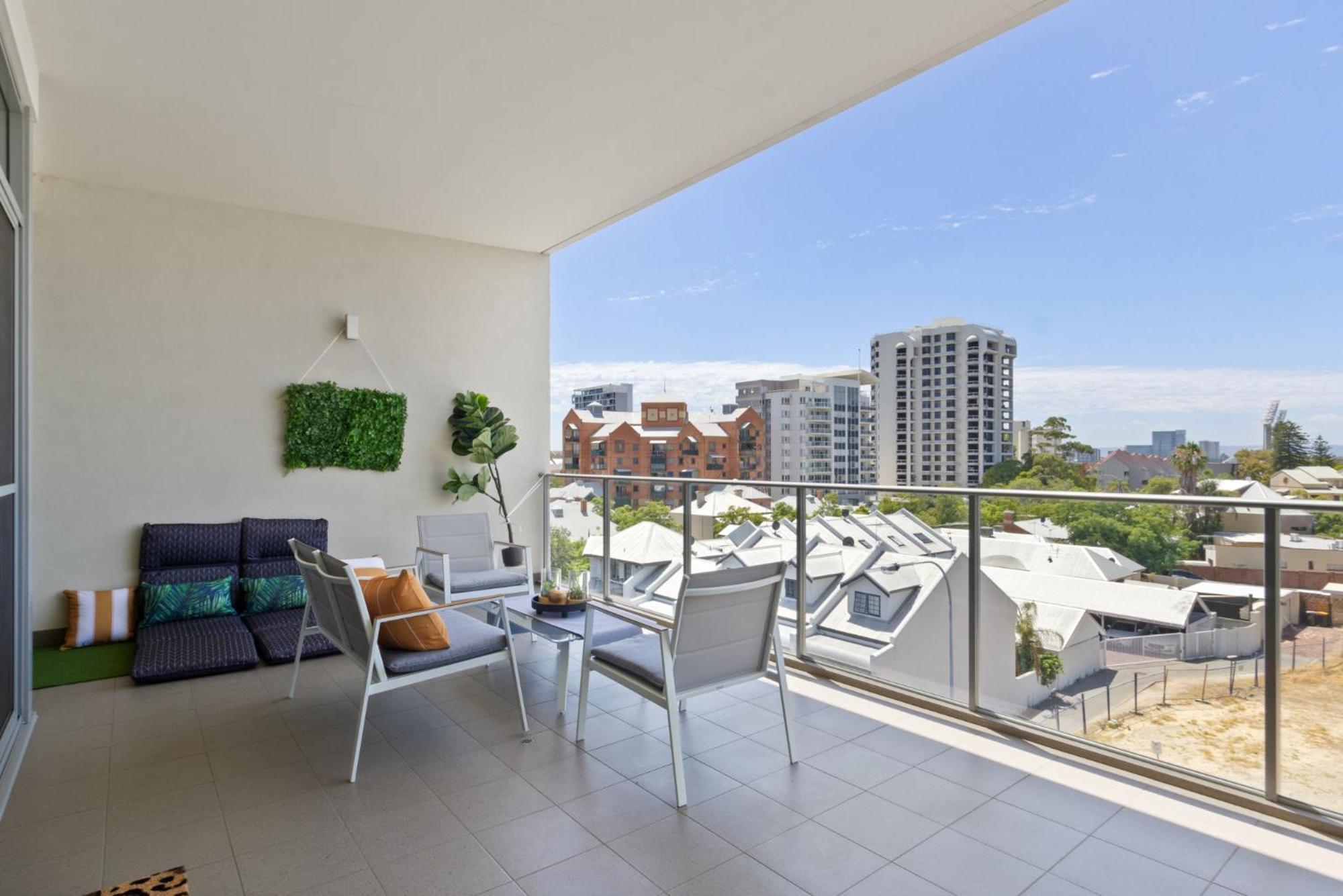 2Bdrm Skyline Views - Prime For River, Waca, Optus Stadium Perth Bagian luar foto